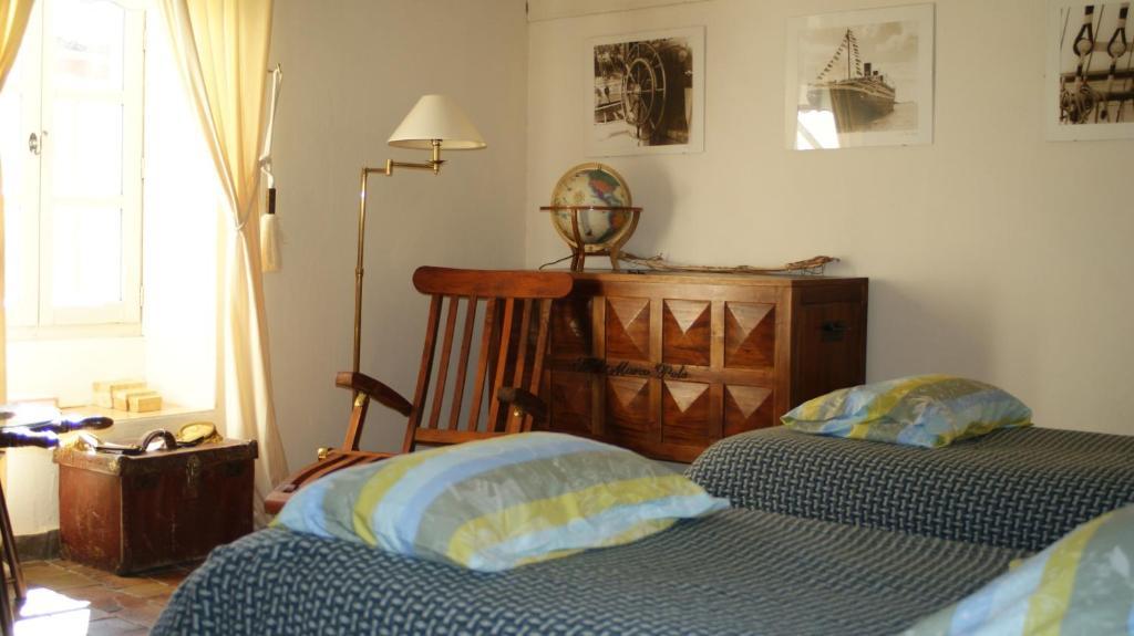 Demeure De Digoine "Chambre D'Hotes" Bourg-Saint-Andéol Szoba fotó